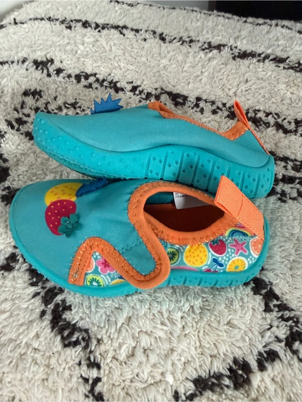 Lily & Dan Kids Aqua Water Shoes Fruit Print Beach Pool Swim Shoes Size 5/6